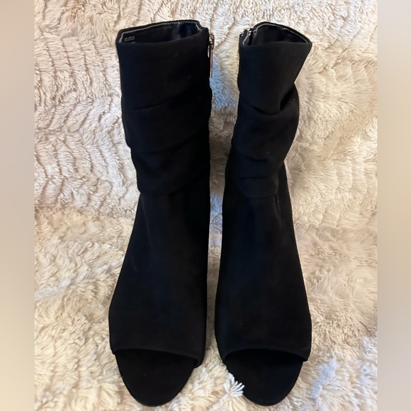 Brand new Vince Camuto peep toe booties - Picture 2 of 3